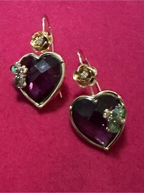 Betsey Johnson Gold Tone Heart Drop Earrings Fuchsia Crystal Blue Elegance NEW